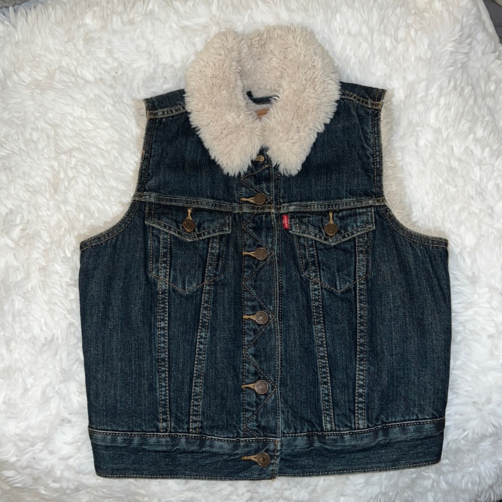 Levi’s faux fur vest